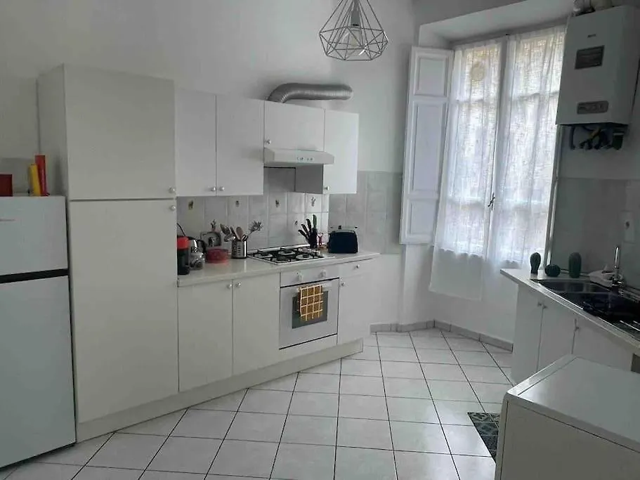 Domus Roma Esquilino Apartment Italy