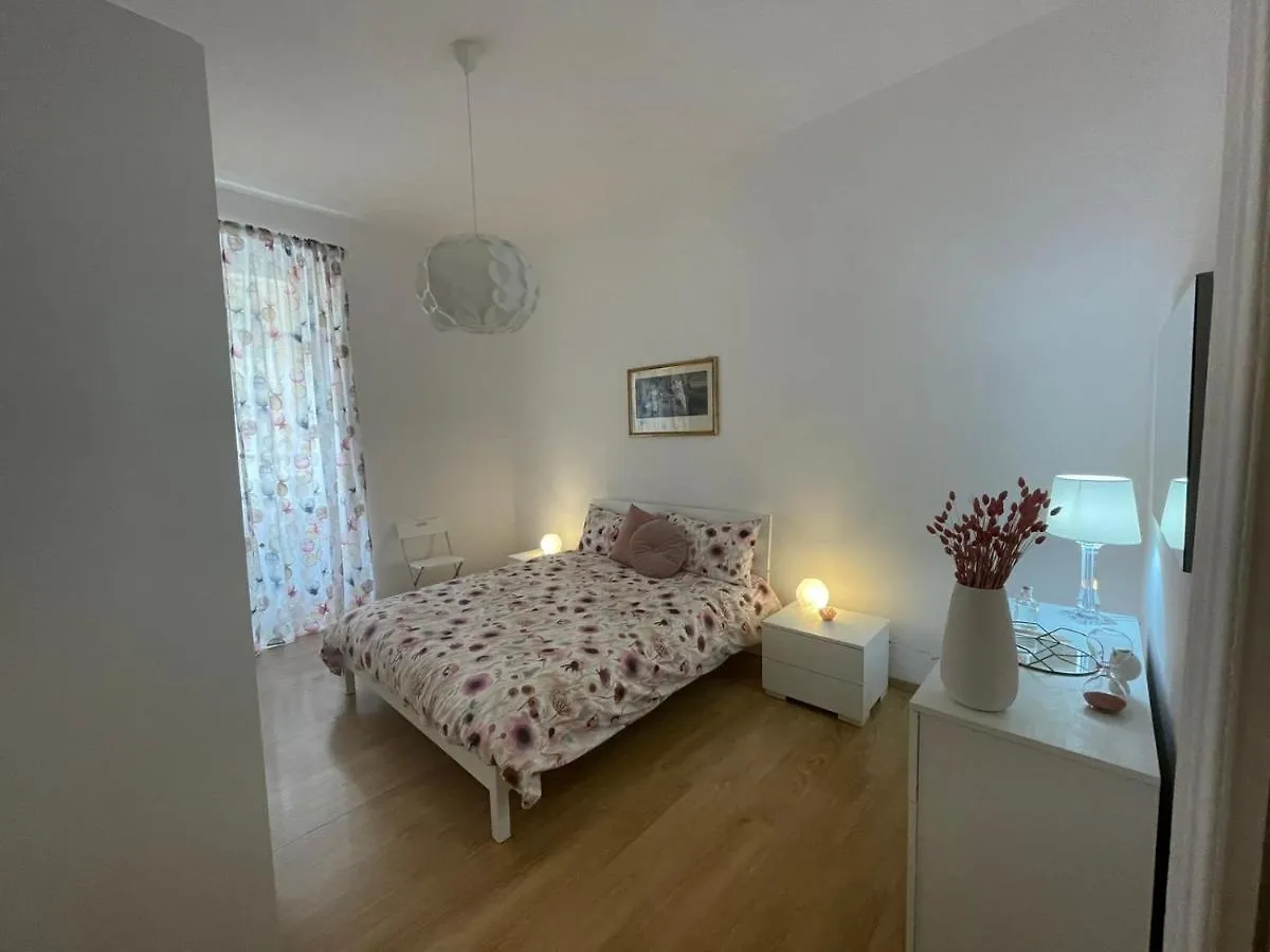 Domus Roma Esquilino Apartment